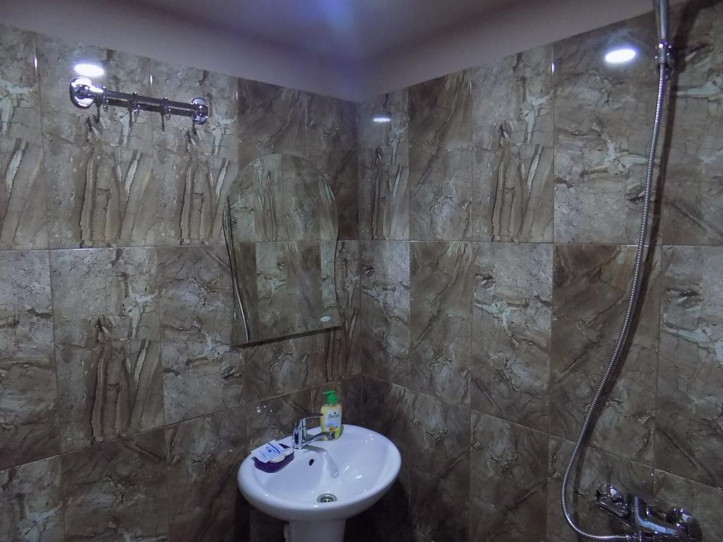 אחלציחה Hotel New Star מראה חיצוני תמונה