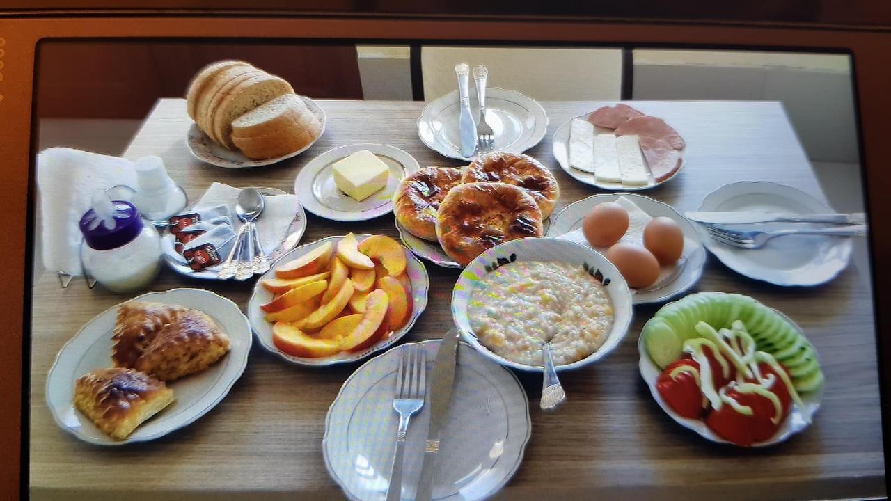 אחלציחה Hotel New Star מראה חיצוני תמונה